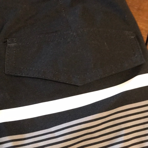 Bundle of 2 swim trunks Volcom & Goodfellow W28 - Picture 13 of 16